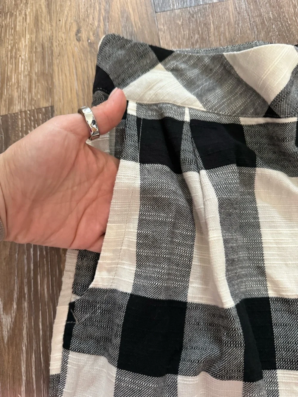 Free People Gingham Plaid Cropped Pants L NWT High Rise Pull-On Black White - Picture 3 of 7